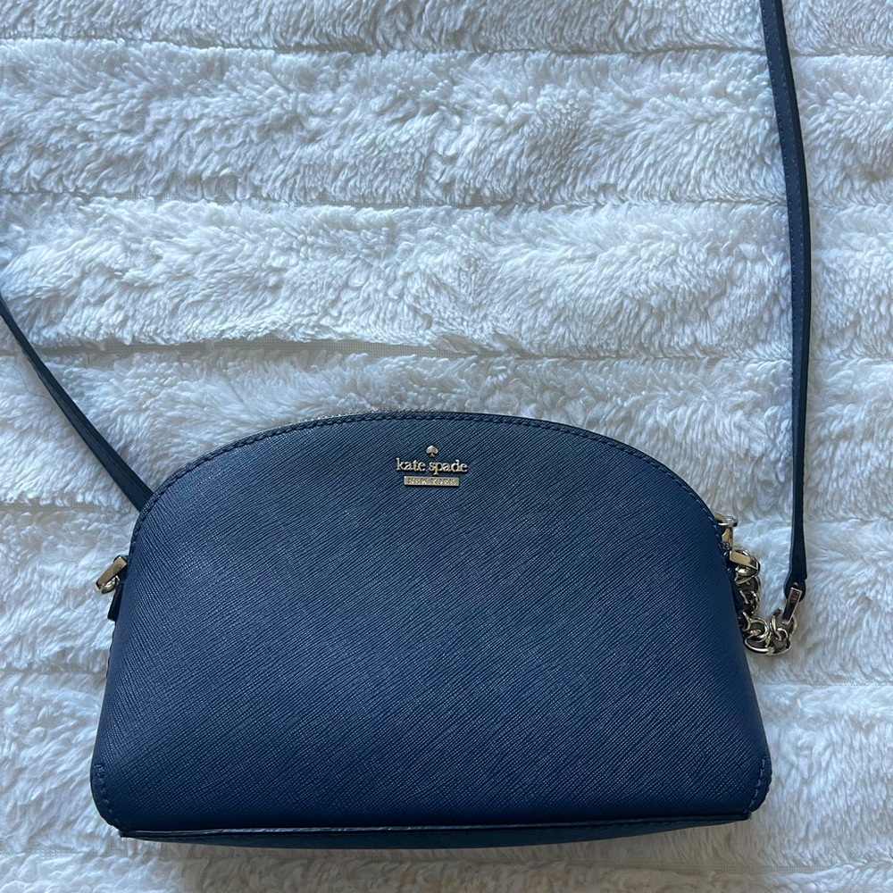 Kate Spade crossbody in excellent condition